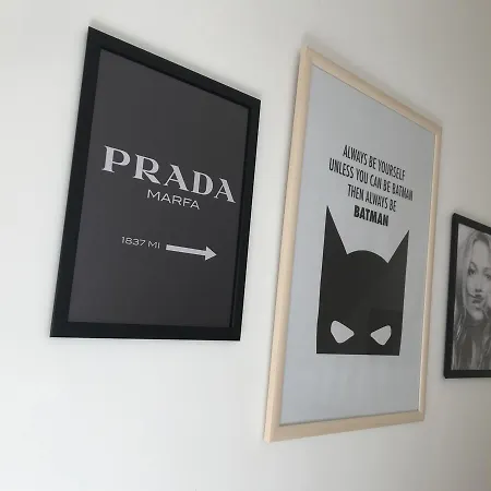 Corner 4 Apartment *